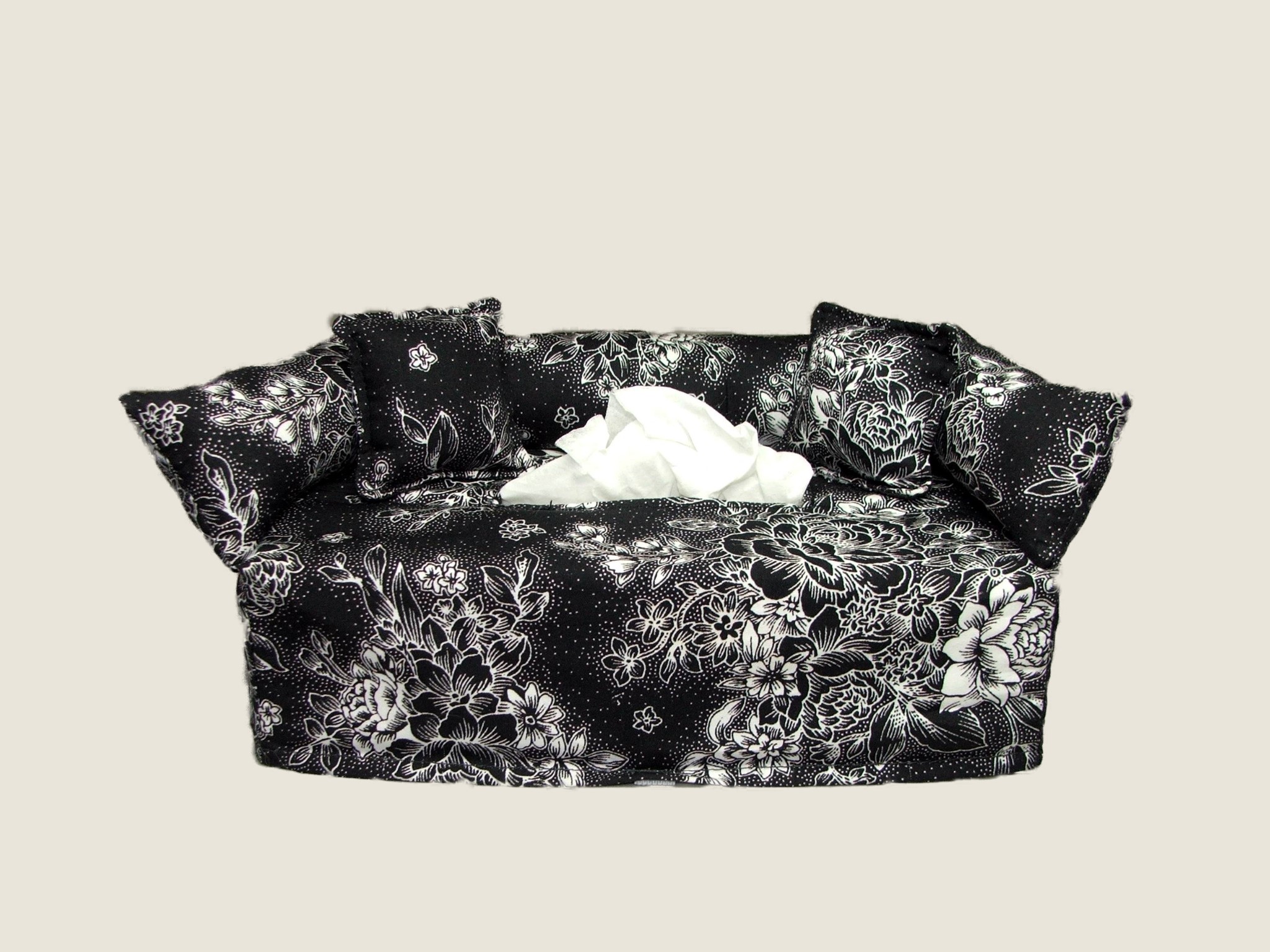 Black & White Roses- Includes Free Shipping-Free Tissue